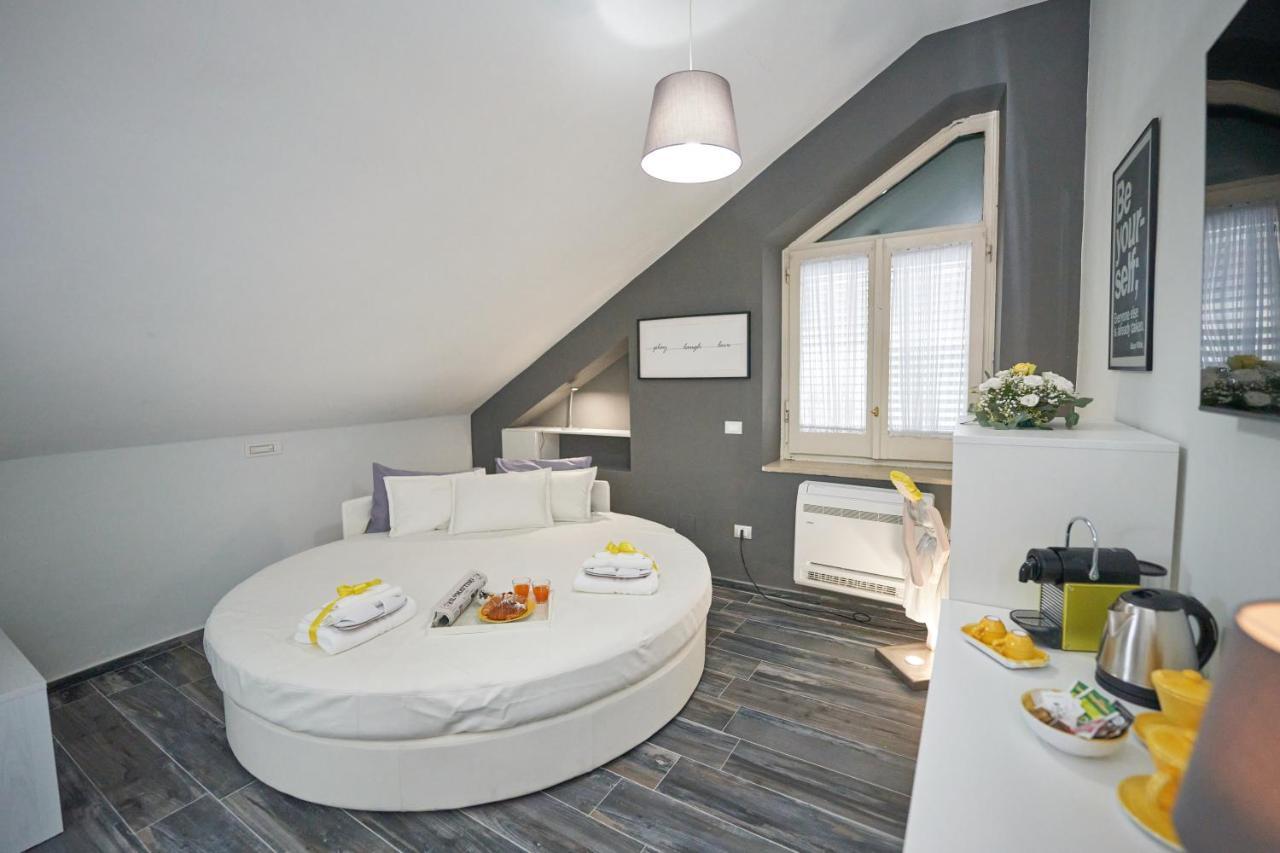 B&B Milleduecento Luxury Room 萨莱诺 外观 照片