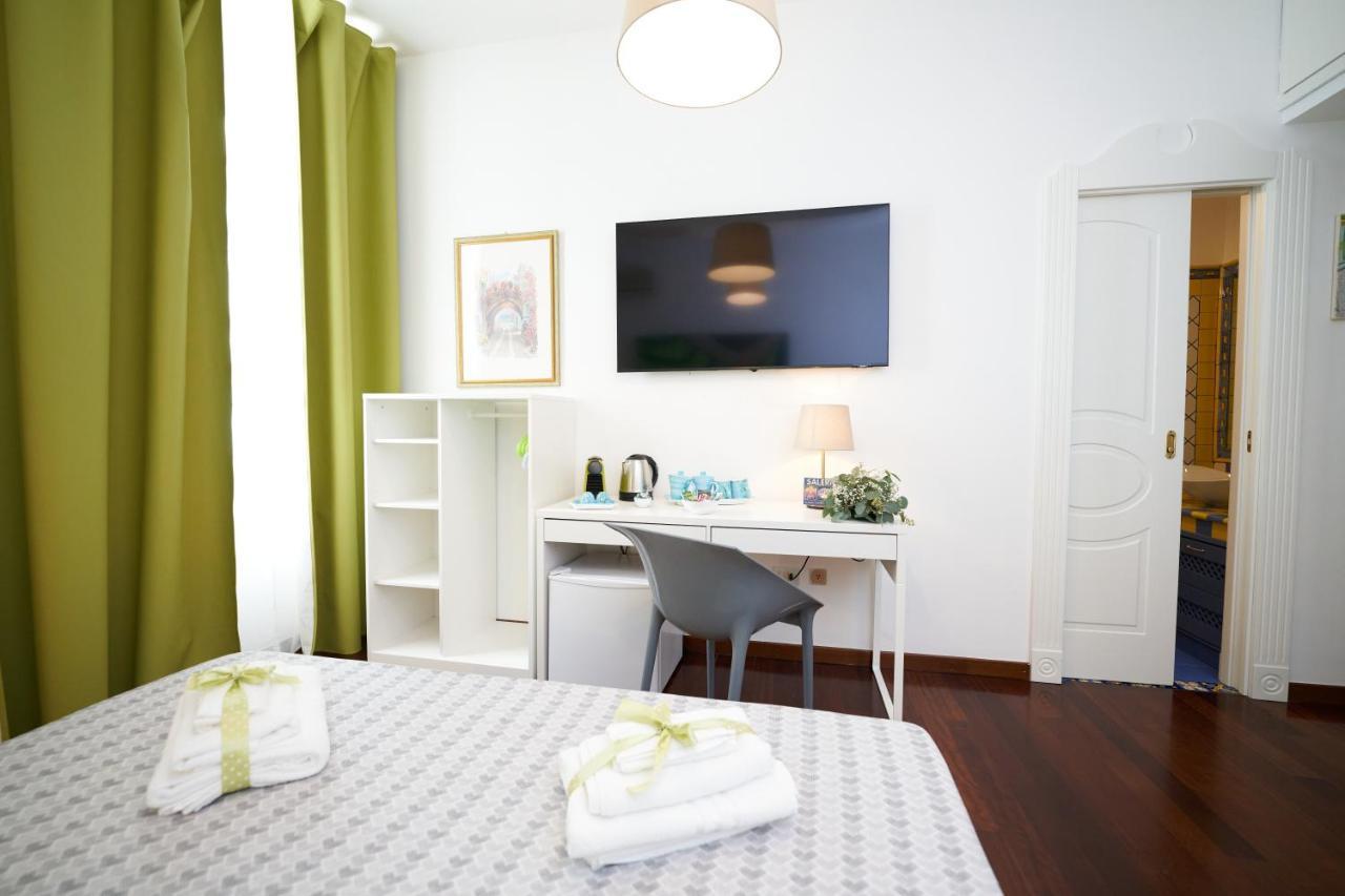B&B Milleduecento Luxury Room 萨莱诺 外观 照片